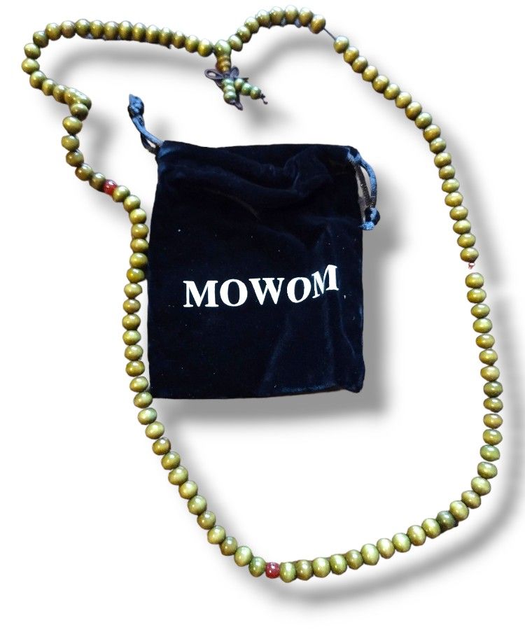 Green Sandalwood beaded mala bracelet/necklace with Chinese knot