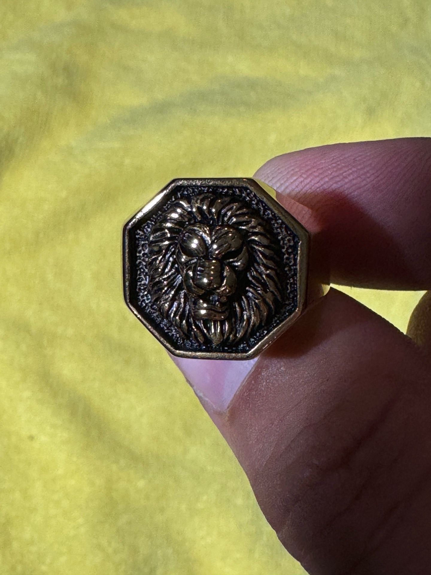Gold ring