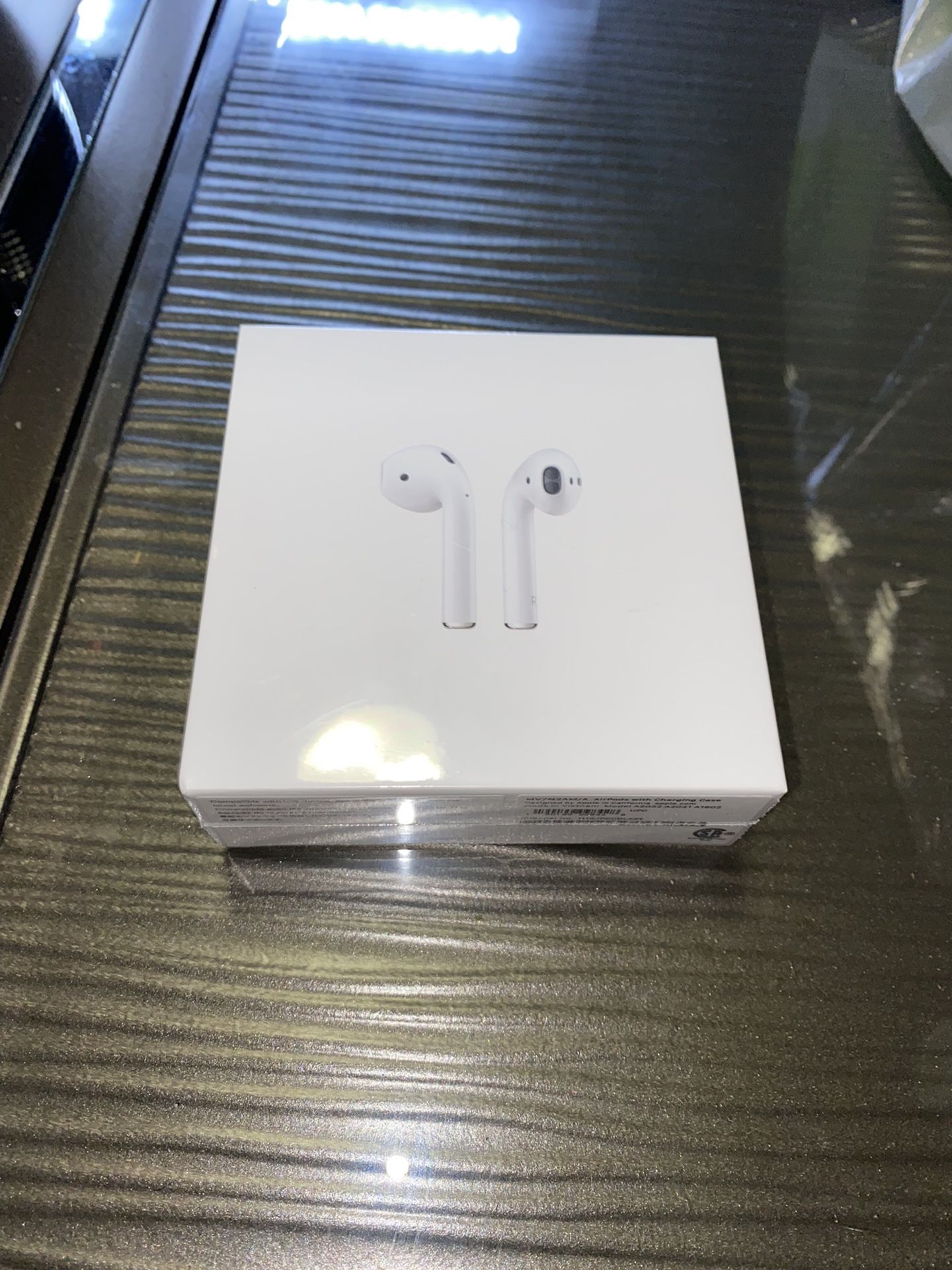 AirPods