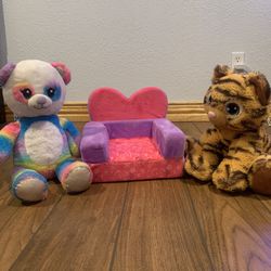 Build A Bears with Unfolding chair