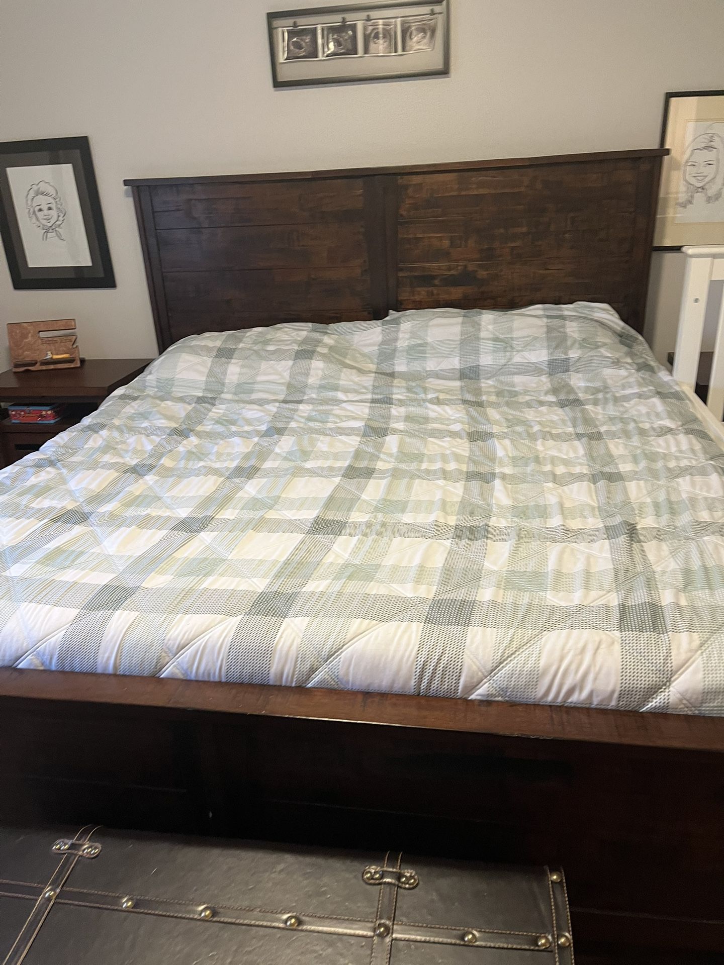 King Size Bed With Mattress And Box Springs