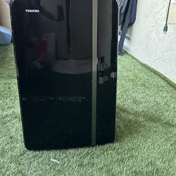Toshiba 13,500 BTU SMART WI-FI PORTABLE AIR CONDITIONER 