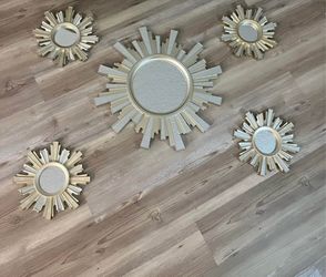 5 piece sun mirror set in gold