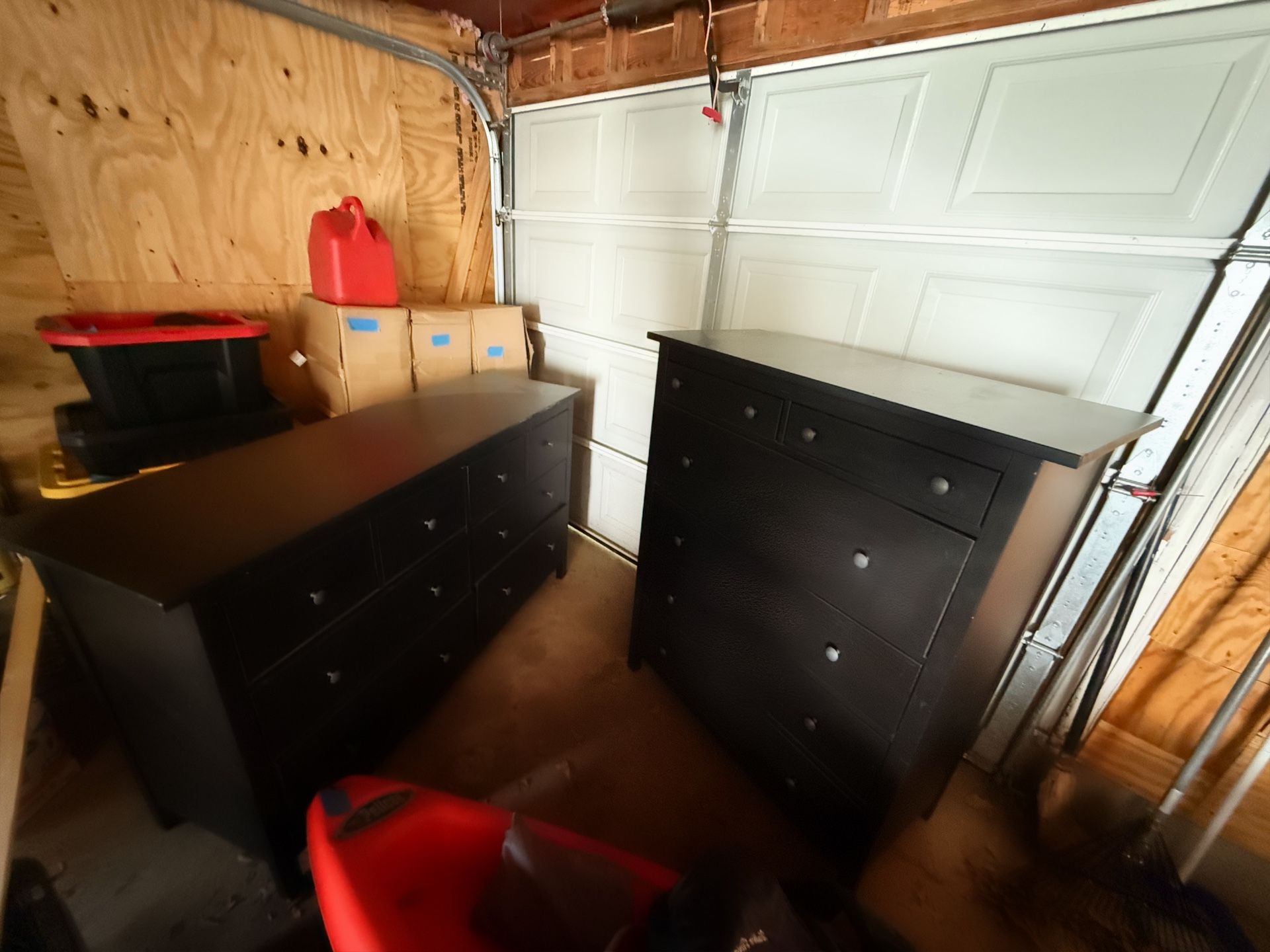 Black Bedroom Set. Great Condition.