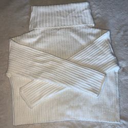 White, Clean, Cute Cropped Turtleneck from Poof Apparel, Size L