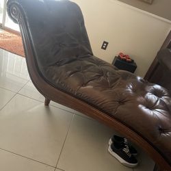 chaise lounge furniture