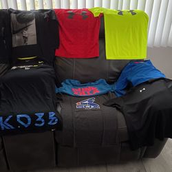 Youth Medium Shirts Nike Under Armor 