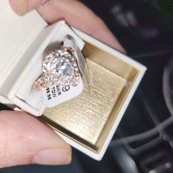 Neil Lane Diamond Engagement Ring 