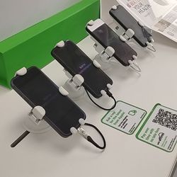 Holiday Bundles For The Whole Family At Cricket 💚