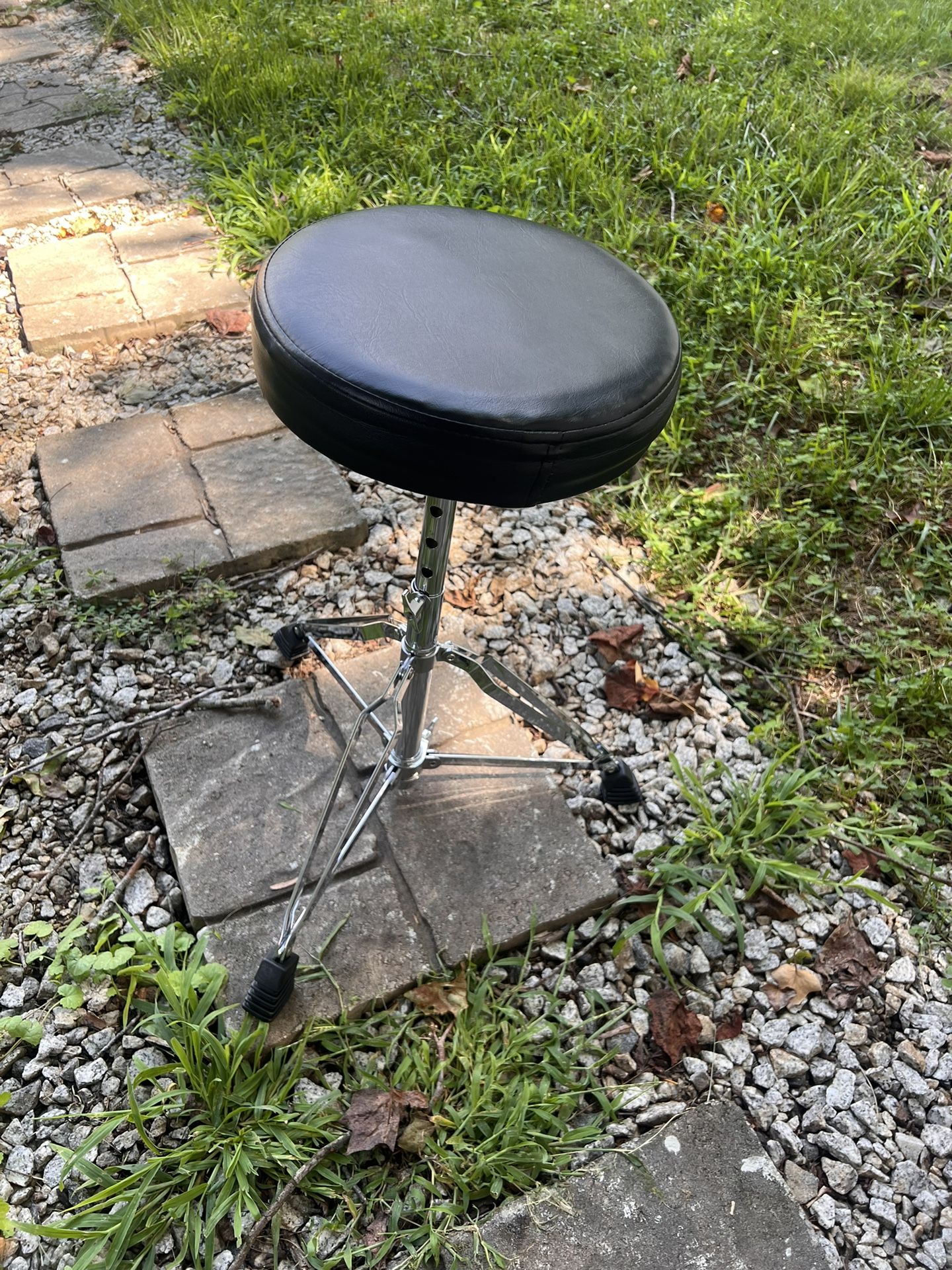 Drum Throne
