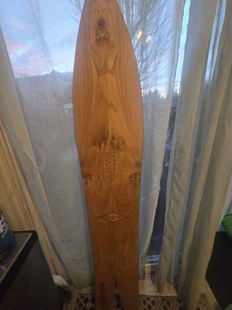 Swallowtail Snowboard