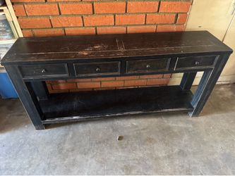 Entry/Entertainment Table