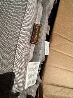 Allen + Roth Outdoor Cushions. 6 available