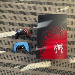 Playstation 5 Spider-Man 2 Limited Edition Bundle w/ Two Controllers, Playstation Official Charging Station, and Original Box
