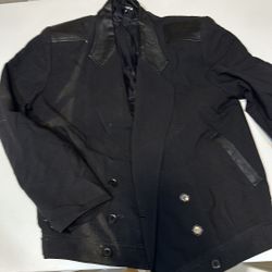 Vintage Pronti Polyester and Leather jacket from the 80’s.  Needs dry cleaning.