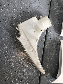 Expansion Tank- E90 Bmw