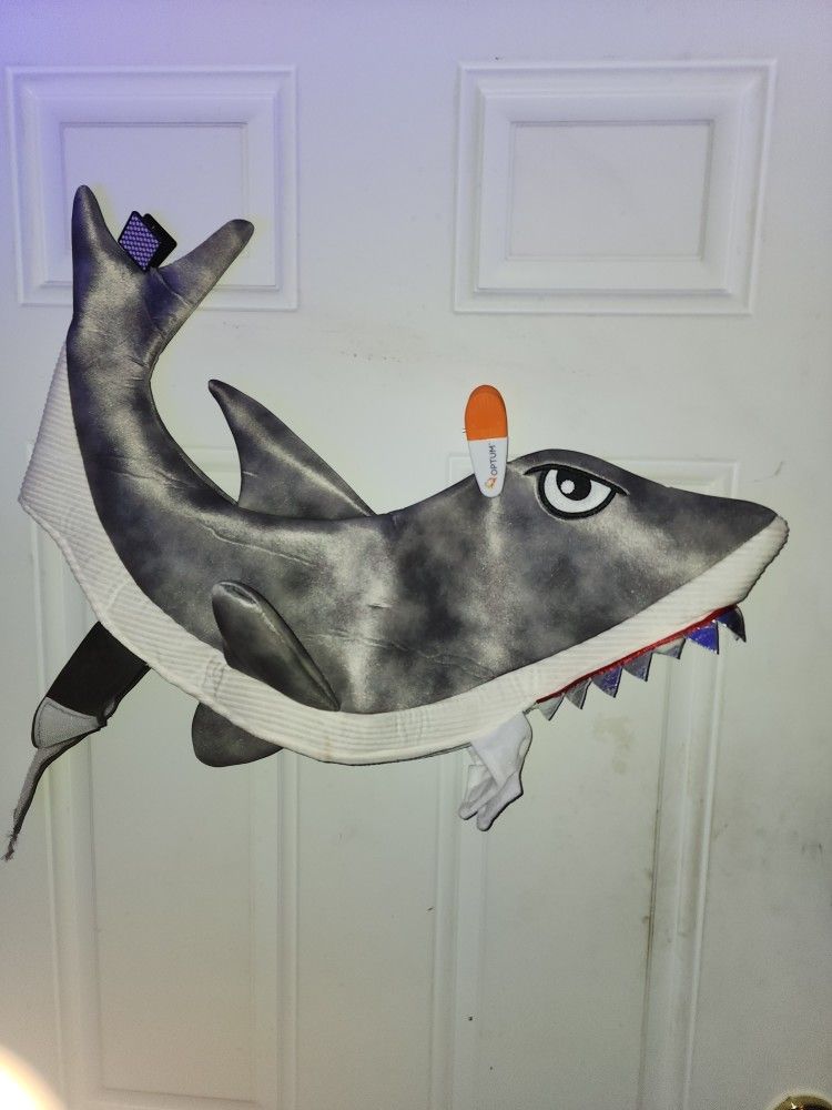 Shark Dog Costume - Medium Halloween 🎃 