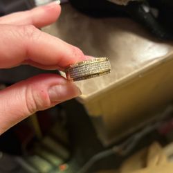Men’s Diamond Yellow Gold Wedding Ring 