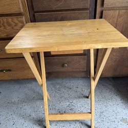 Mainstays Indoor Single Folding TV Tray Table Natural L 19 x W 15 x H 26 inches.