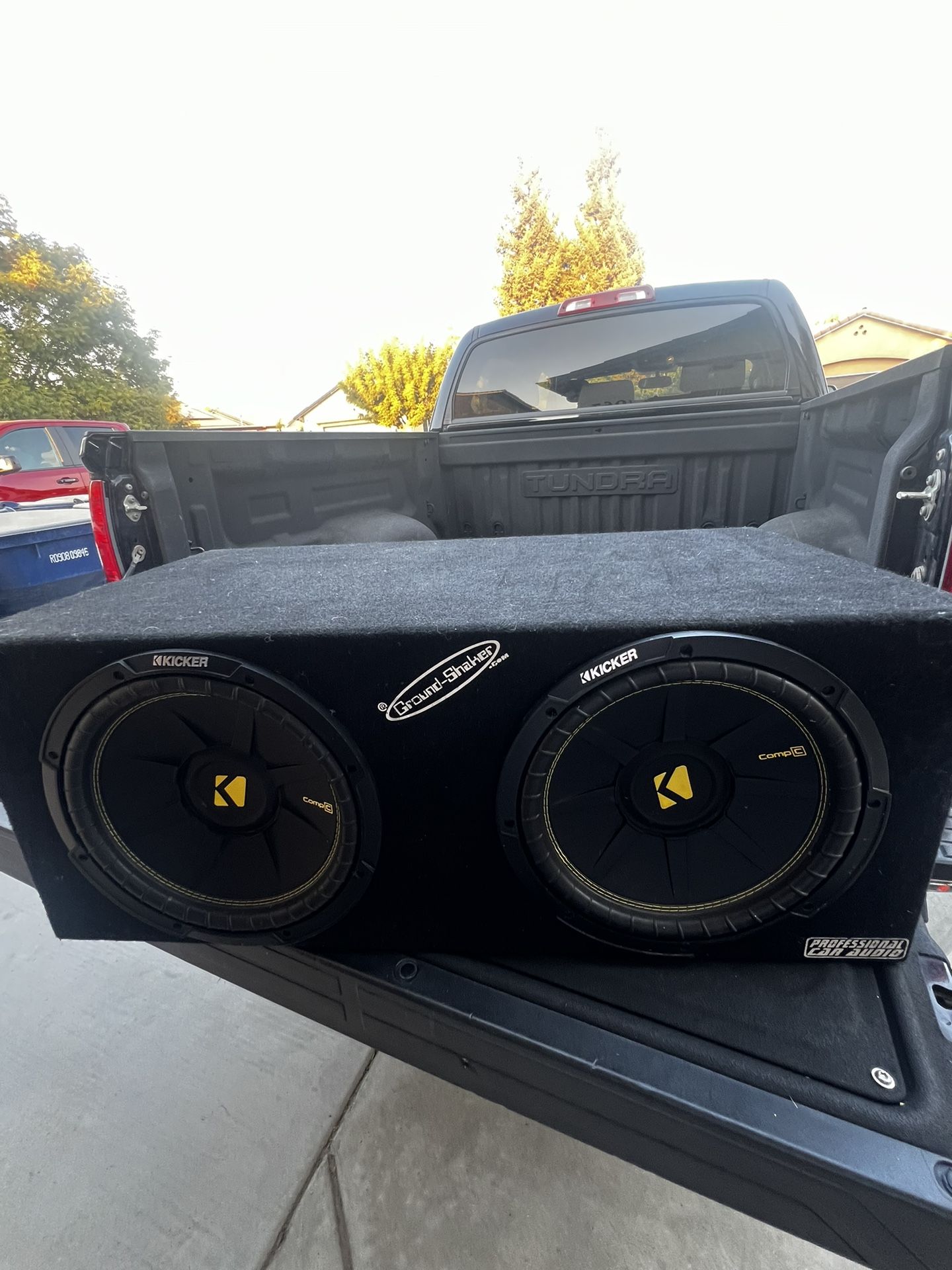 Kicker Comp C Dual Subs 10”