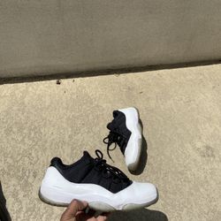 Jordan 11 Low Retro Tuxedo Size 12 Men’s Shoes Used 