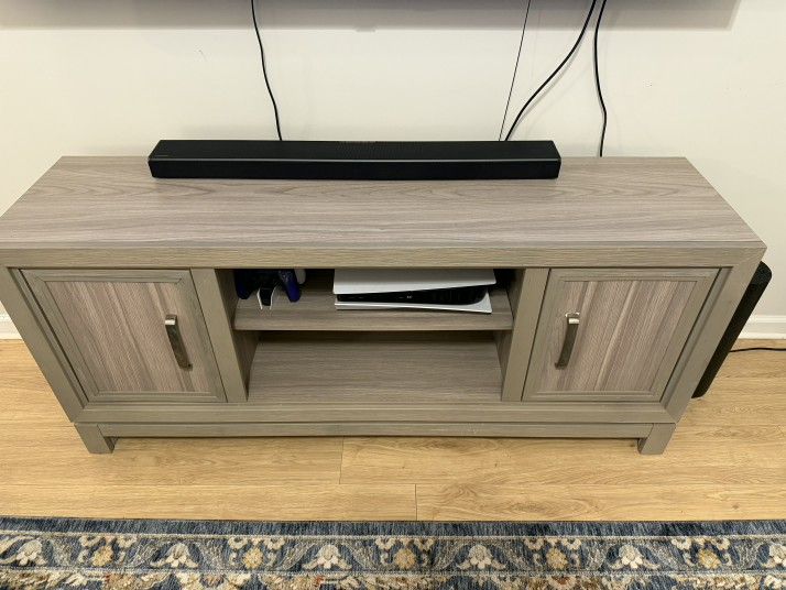 TV CONSOLE