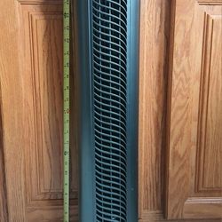 HOLMES 31" Manual Tower Fan with 3 Speeds