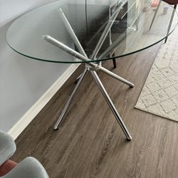 Vince Glass Dining Table 