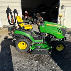 John Deere 1026R Tractor