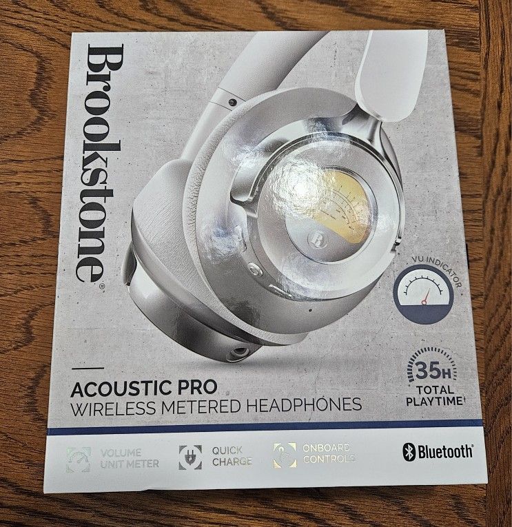 Brookstone acoustic pro wireless volt metered headphones