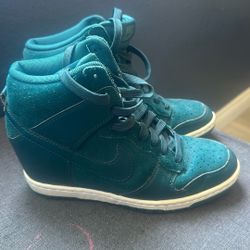 Size 6 NIKE Women's Dunk Sky Hi Wedge