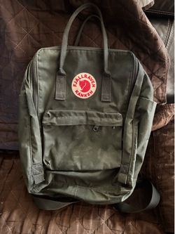 Fjallraven Kanken school laptop back pack