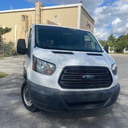 2015 Ford Transit 250 Low roof
