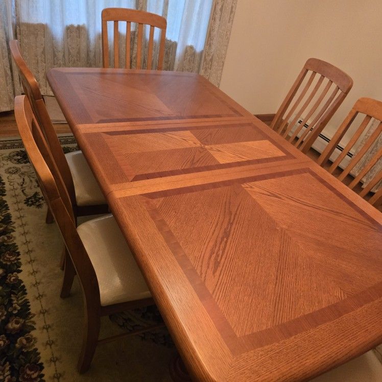 Beautiful Wooden Dining Set – 6 Chairs – $700