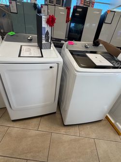 Samsung top load washer and electric dryer