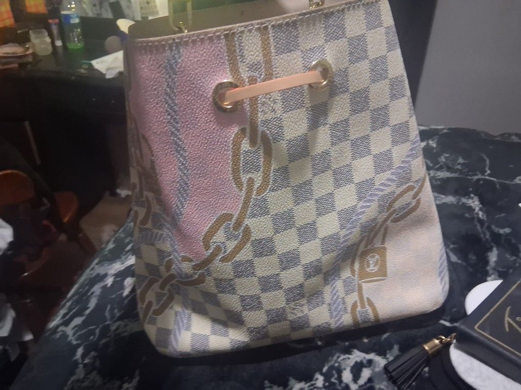 Louis Vuitton Handbag
