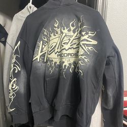 hell star hoodie medium