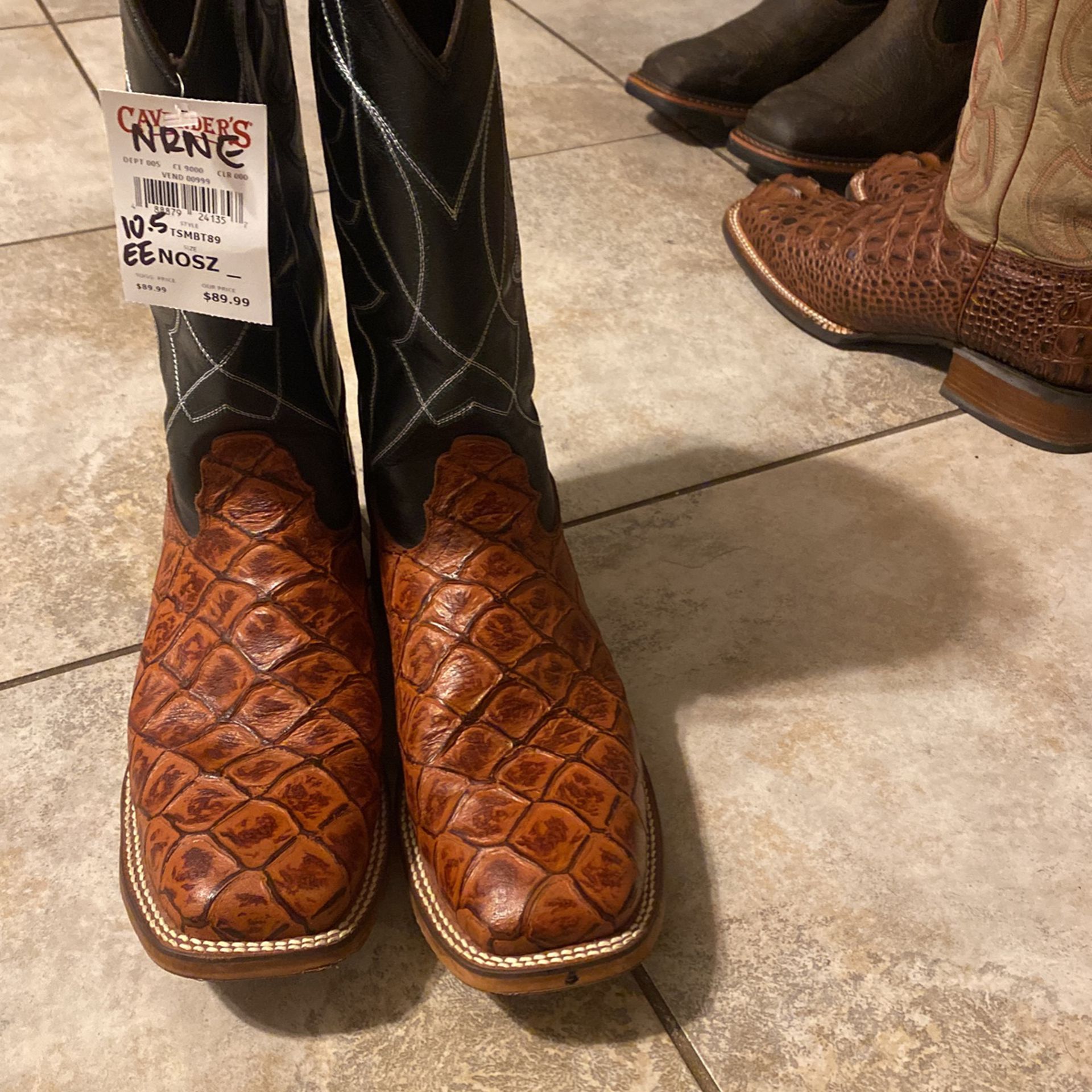 New Nocona Boots 10.5EE 55.00 From Cavenders 