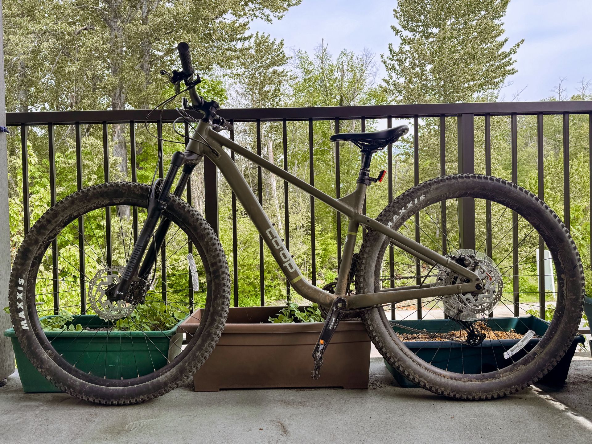 REI Co-Op DRT 1.3 - Mountain Bike - Size Medium