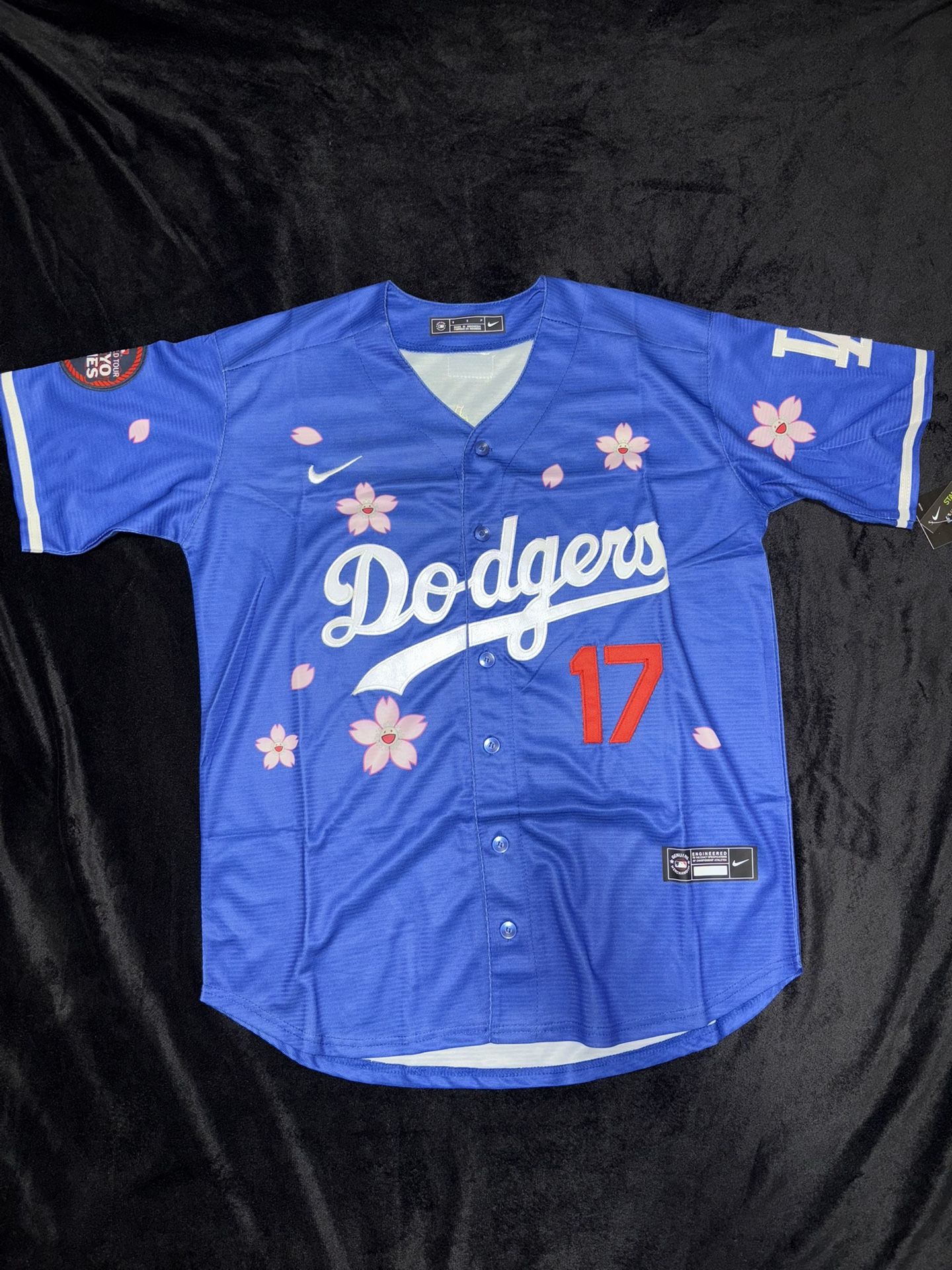 Los Angeles Dodgers, Blue Tokyo Series (Japanese Edition) Ohtani #17 Jerseys!