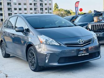 2013 Toyota Prius v