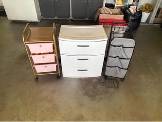 KIDS OR ADULT STORAGE ORGANIZATION DRAWERS AND SHELVES. TAKE ALL FOR $10