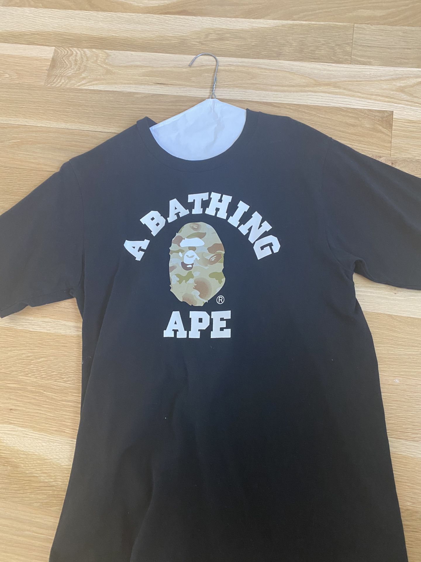 A bathing ape T shirt size small 1st camo college $111 stock