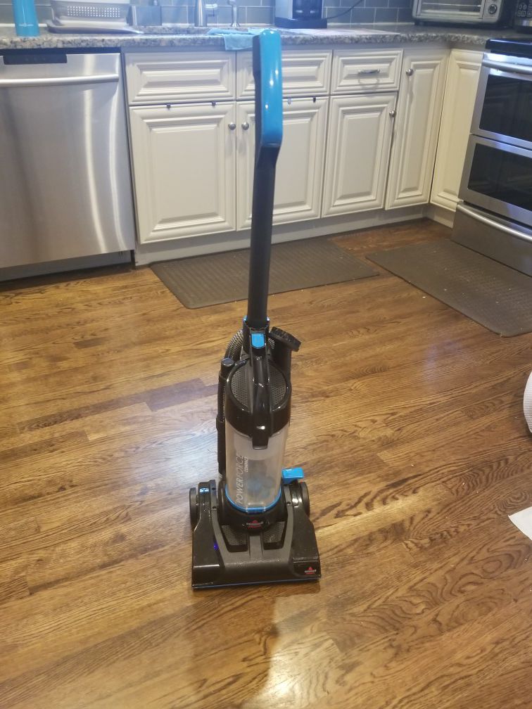 Bissell Power force compact vacuum cleaner