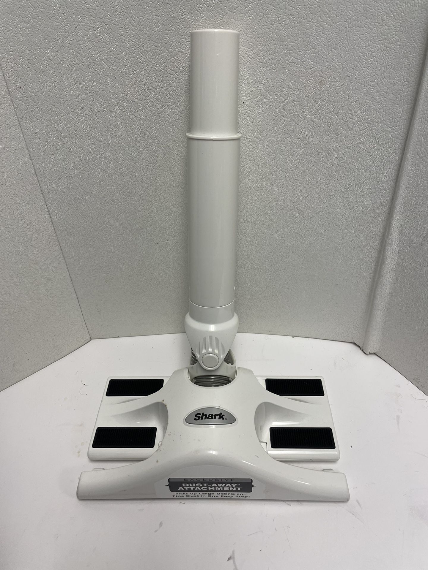 Shark Navigator Vacuum Cleaner Lift Away Dust-Away Hard Floor Attachment White