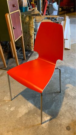 Red Chairs (Set of 4)