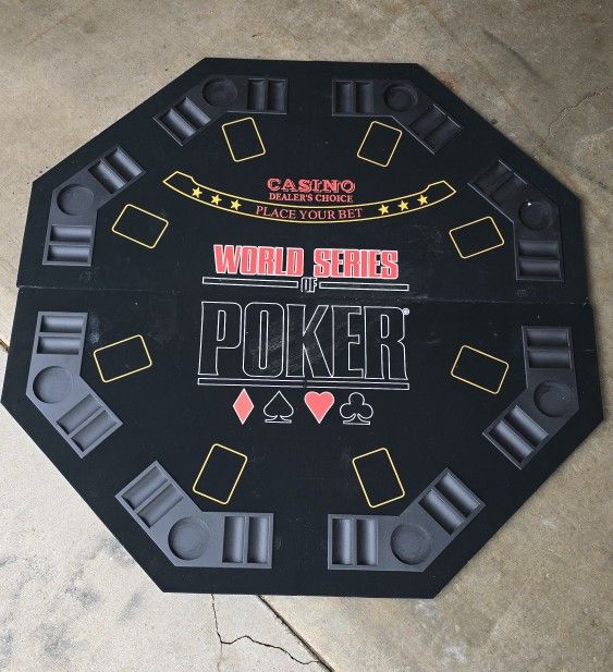 🃏 For Sale: Foldable Poker Table Top – $20 (Rochester Pickup)  
