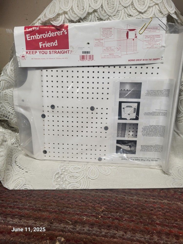 Embroiderer*s. Friend Hooping System