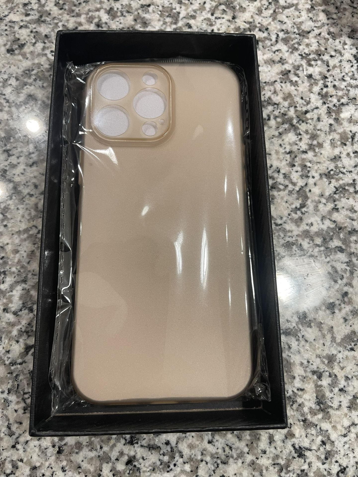 iPhone 16 Pro Max Case And 3 Pcs Screen Protector