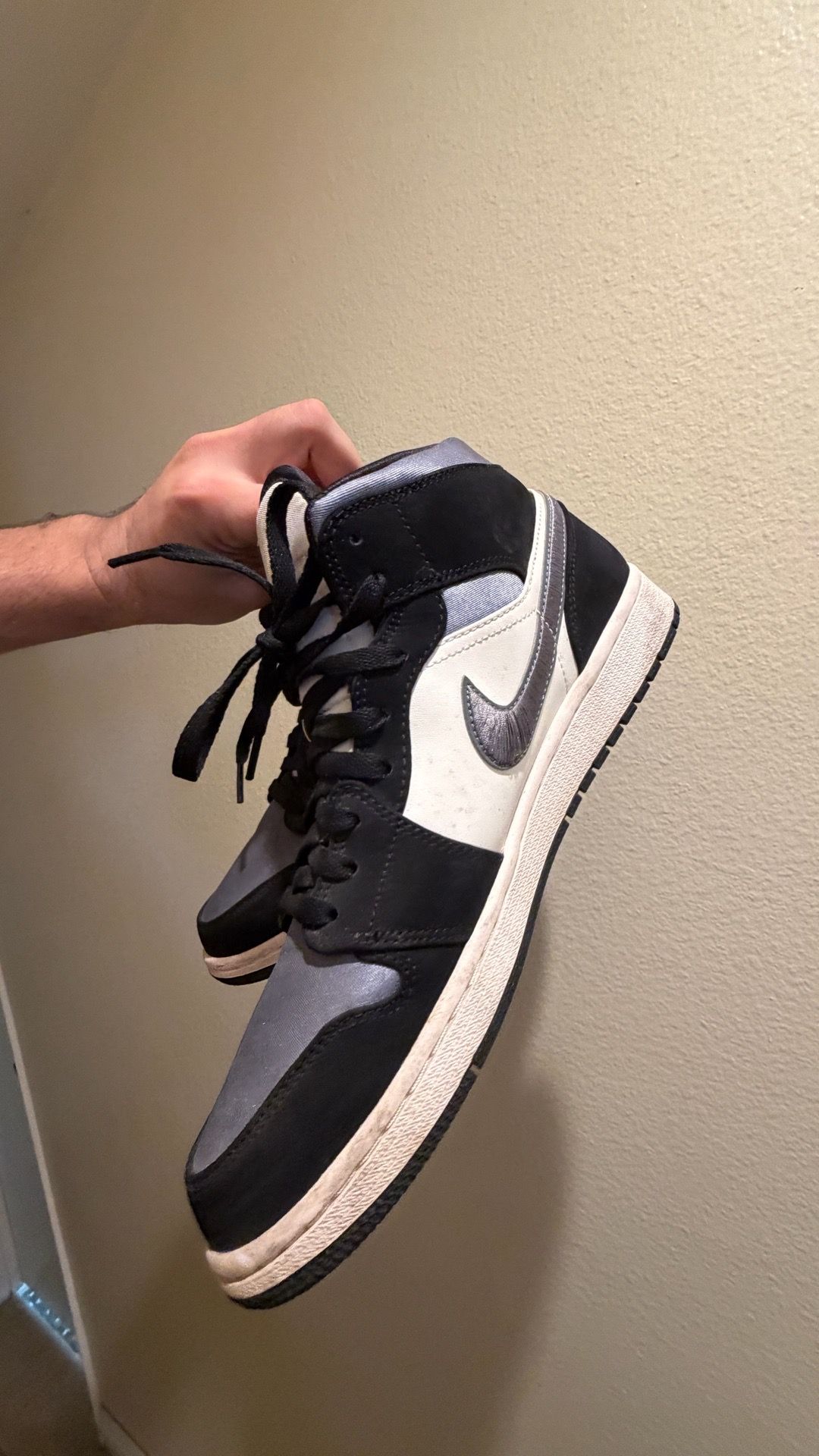 Nike Air Jordans Grey White Size 10.5